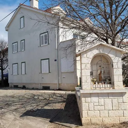 Apartman With Parking Space - Vodice, Vodice - 25206 Srima