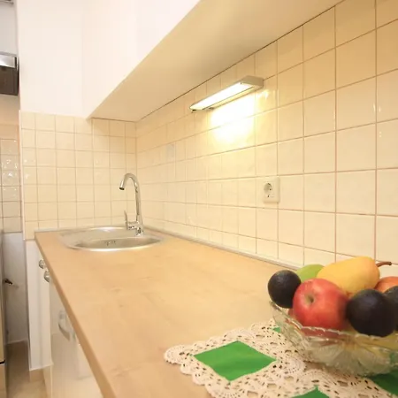 With Parking Space - Vodice, Vodice - 25206 Apartman *