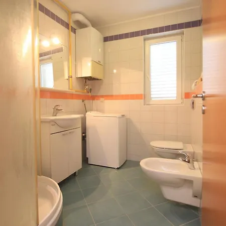 With Parking Space - Vodice, Vodice - 25206 Apartment *