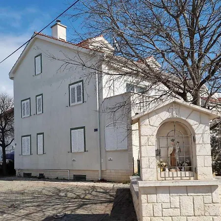 With Parking Space - Vodice, Vodice - 25206 Apartman
