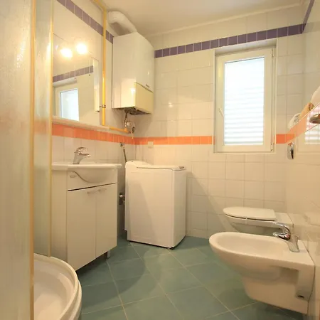 Apartman With Parking Space - Vodice, Vodice - 25206