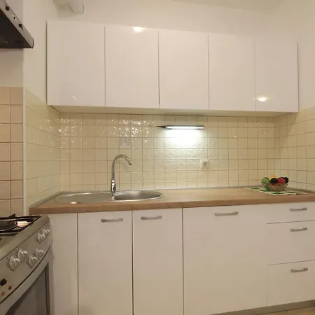 Apartman With Parking Space - Vodice, Vodice - 25206